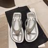 Flat-bottomed Beach Shoes Cool Slippers Women's New Internet Celebrity Slippers Women's Summer Outer Wear Ins Flip-flops Rhinestone Sandals Women