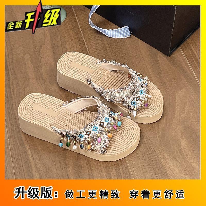 

2025 summer thick-soled cool slippers women wear small lightweight non-slip slope heel flip-flops seaside beach shoes women 40