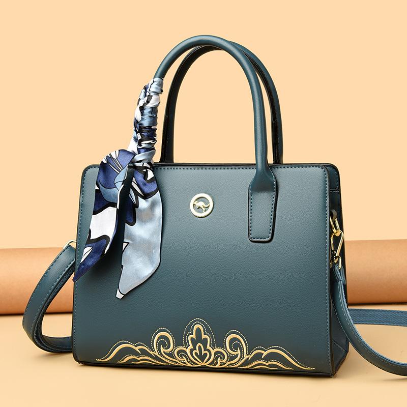New Fashion and Atmospheric Multi-layer Crossbody Bag for Women Large Capacity Shoulder Bag for Women
