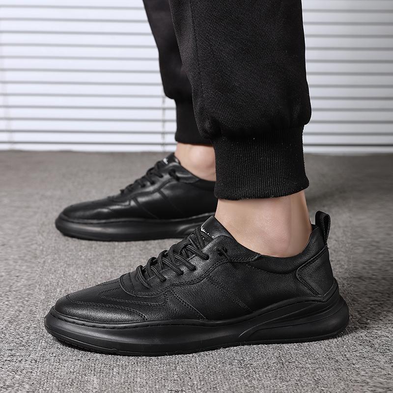 Fashion Italian Fashion Breathable Men Sneakers Outdoor Casual Leather Hiking Shoe Antiskid Skateboarding Shoes Brand Designer Flat Shoe