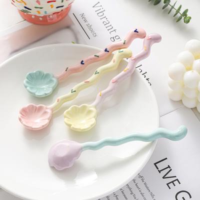 Keramická kávová lžička s dlouhou rukojetí, domácí dezertní lžička, roztomilá lžička na míchání ve stylu Ins, nástroj na makronky a zmrzlinu, nádobí