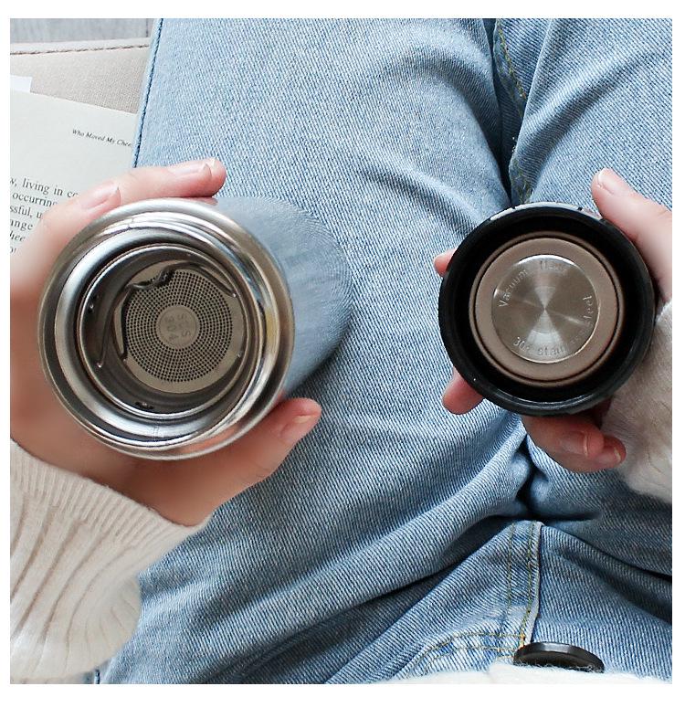 Трендова ізольована чашка для води з нержавіючої сталі з кришкою під дерево – Стильна корейська чашка для чаю для чоловіків, жінок, пар та студентів