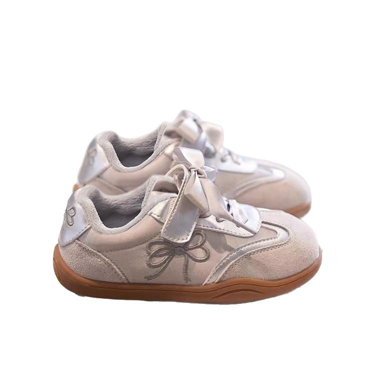 Girls' German Army Trainers for Autumn and Winter2026New children's sneakers, fleece-lined, cotton-padded, fashionable and casual shoes for girls