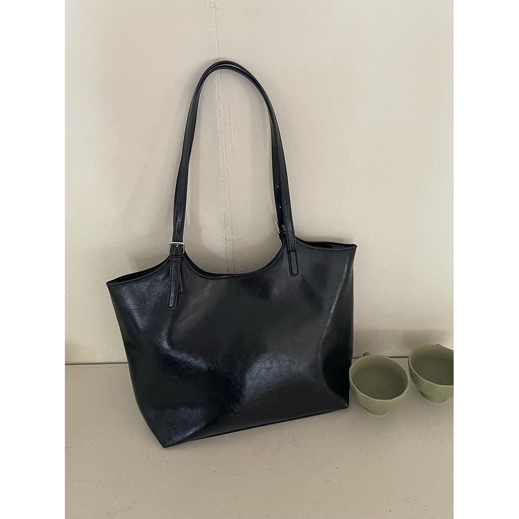 IELGY Large-Capacity Underarm Bag Women's Fashion Commuter One-Shoulder High-End Niche All-Match
