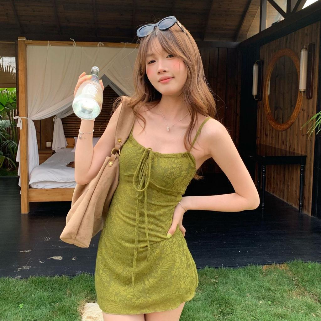 Green fresh suspender dress women's summer atmosphere lace-up tube top is beautiful, slim and thin, hip-wrapped short skirt
