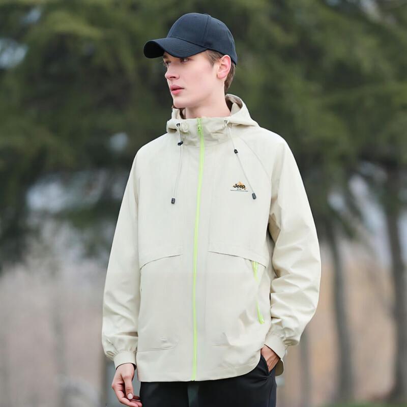 

JEEP Men s Hooded Casual Sports Jacket L