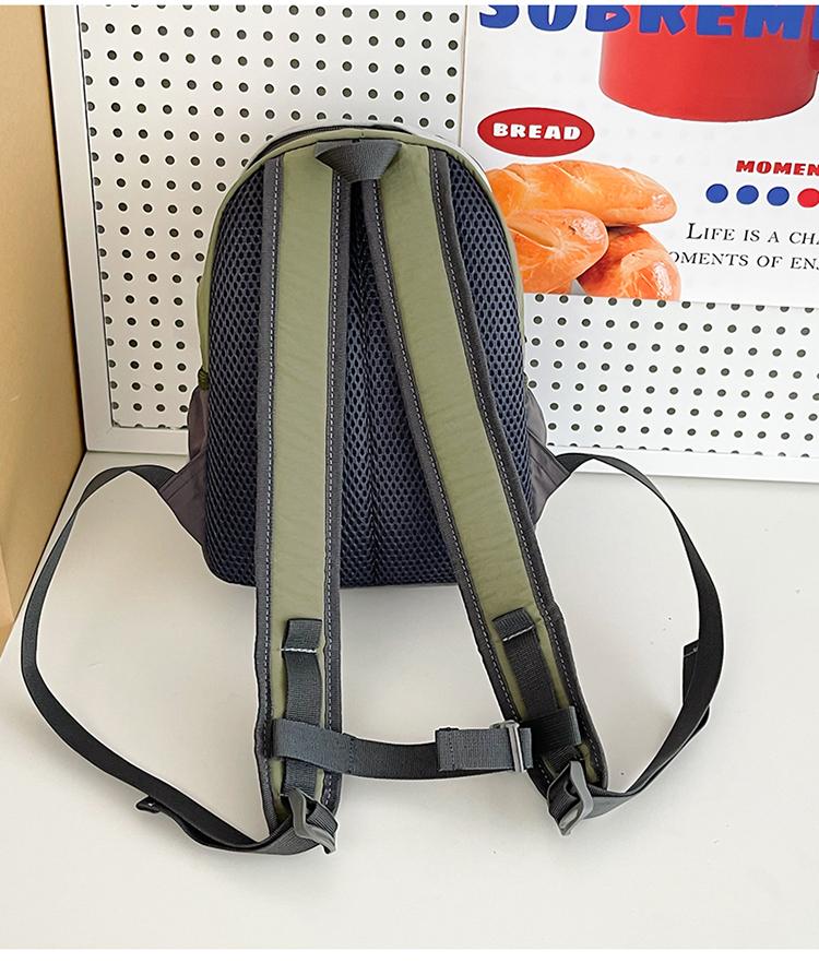 Outdoor Backpack Contrast Color Backpack Student Small Backpack Lightweight Travel Bag