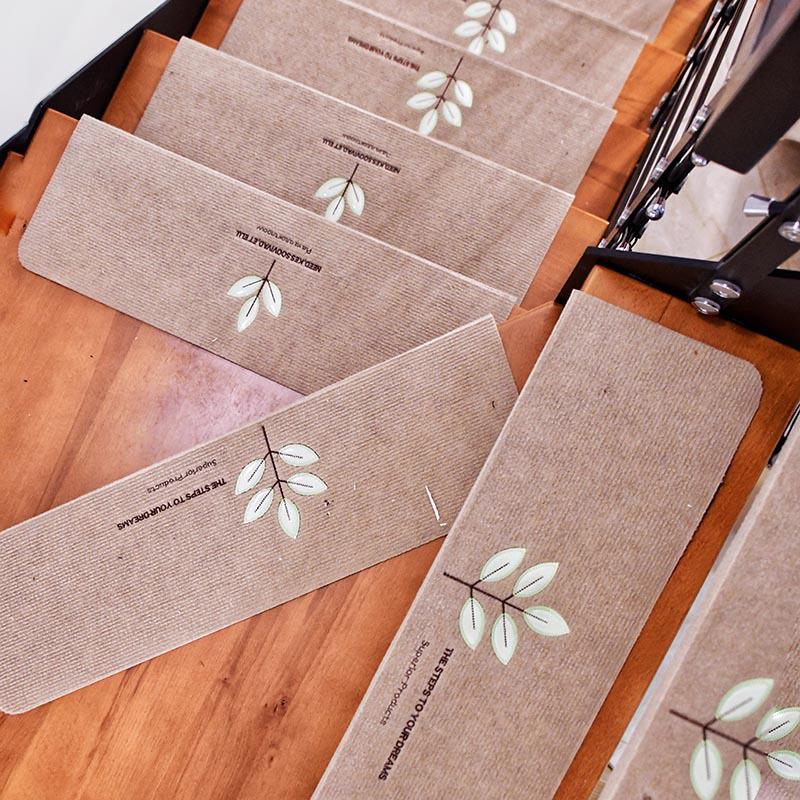 Machine Washable Non-Slip Luminous Stair Mats – Glue-Free Self-Adhesive Wood Foot Mats
