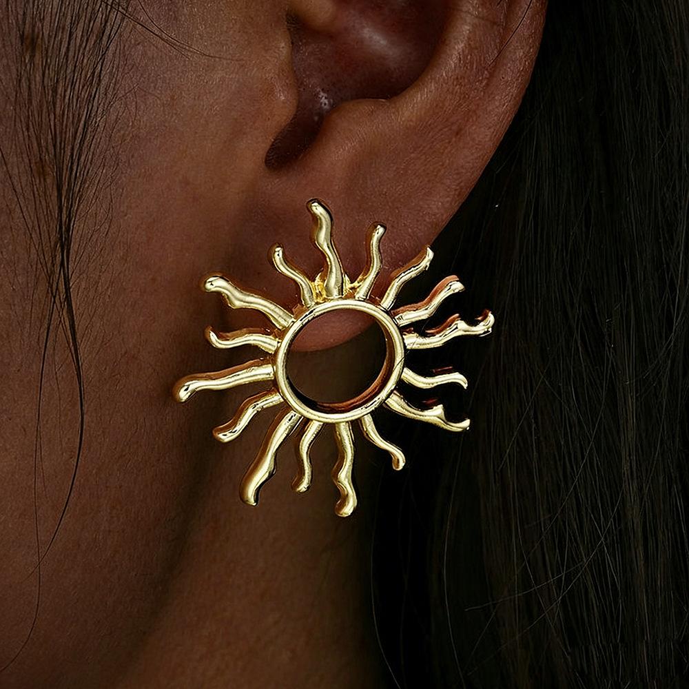 2PCS Fashion Temperament Elegant Sun Flower Stud Earrings For Women Girls Versatile Stud Earrings Jewelry Accessories Gifts