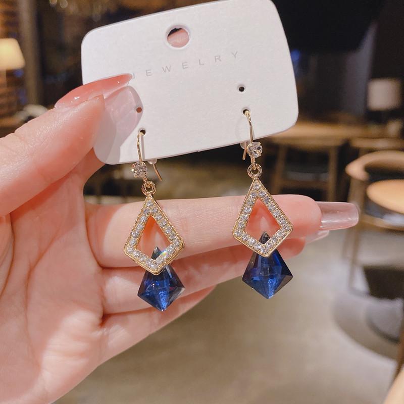 Exquisite Blue Series Luxury Stud Earrings for Women: Elegant, Versatile, and Stylish.
