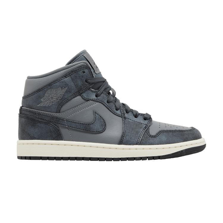 Wmns Air Jordan 1 Mid `Distressed