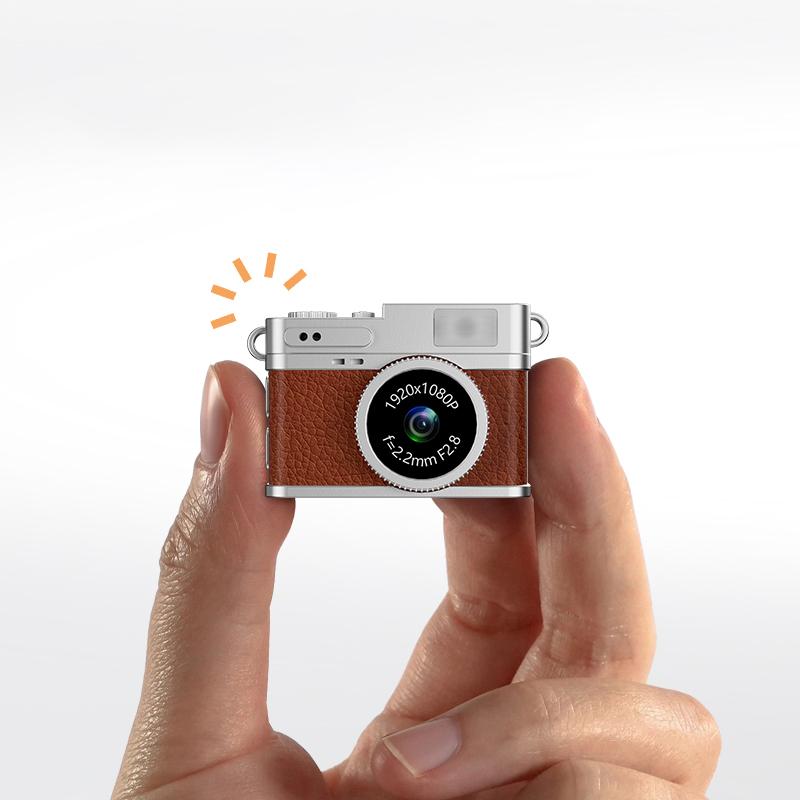 New S150 Super Mini Camera 0.96inch IPS Color Screen 1920x1080p Portable Pocket Cam Classic Design LED Fill Light Retro Small Camera Ornament