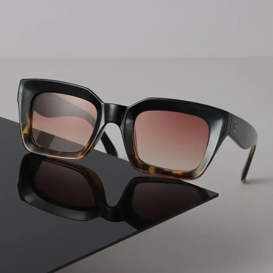 Classic Square Sunglasses Fashion Women Men Retro Stylish Glasses Casual Minimalist Female Male