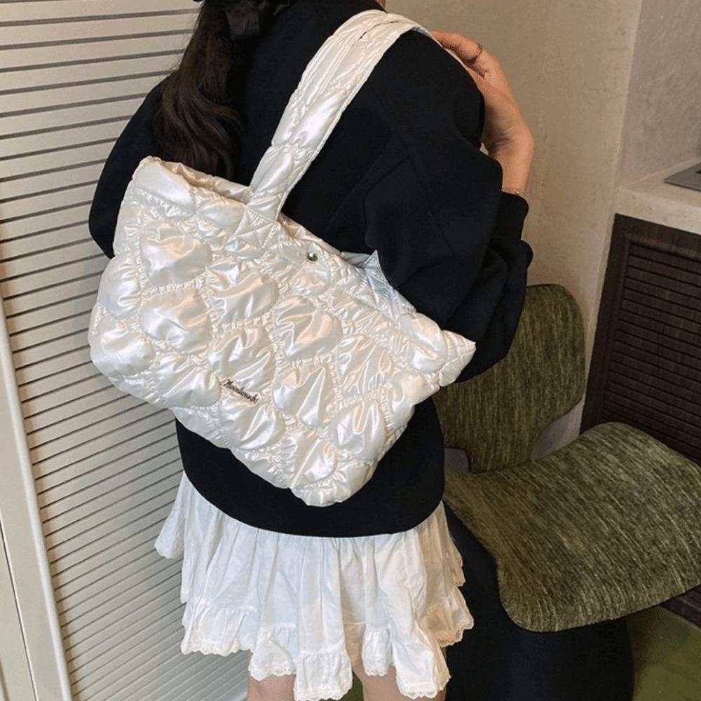 Large Capacity Puffy Tote Bag Korean Women's Handbag Elegant Quilted Heart Bag Shoulder Bag