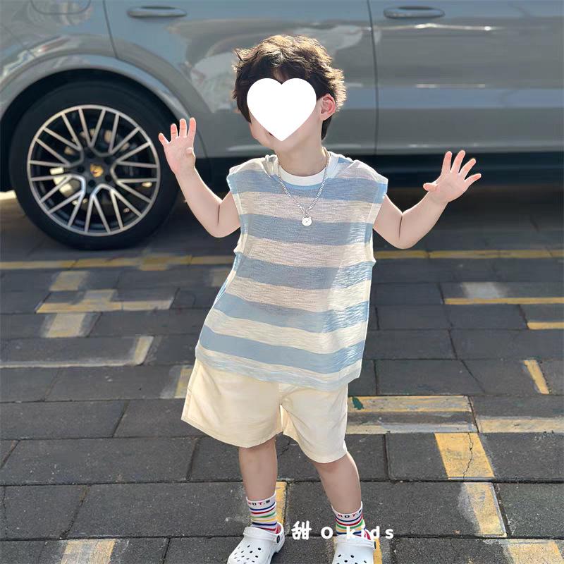 

2025 Boys Refreshing Blue Striped Summer Two-Piece: Versatile Lightweight Top & Shorts Set 120