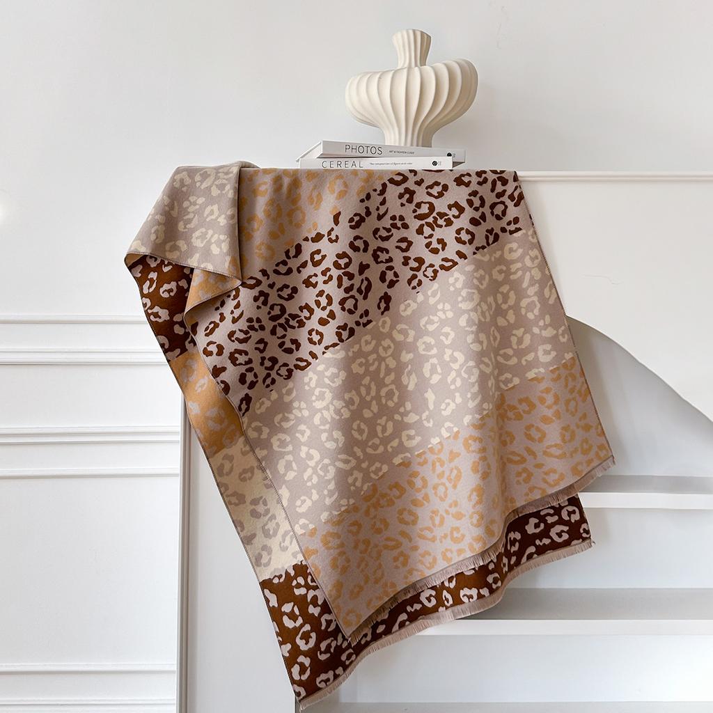 Leopard Print Design Versatile Color Matching Double-Sided Imitation Cashmere Scarf Dual-Purpose Warm Scarf Autumn And Winter Shawl Women