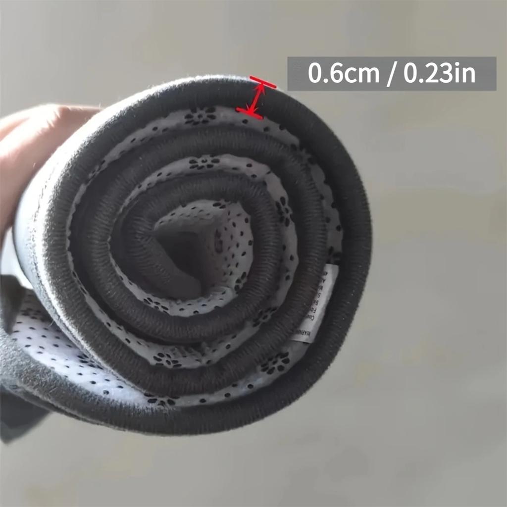 Solid color striped bathroom floor mats household flannel toilet mats furry cushions square entrance mats