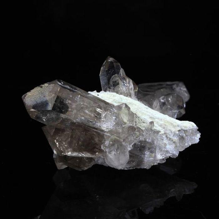 Pierres et Minéraux. Quartz fumé. 64.5 ct. Dome des Petites Rousses, Oz, Isère, France..