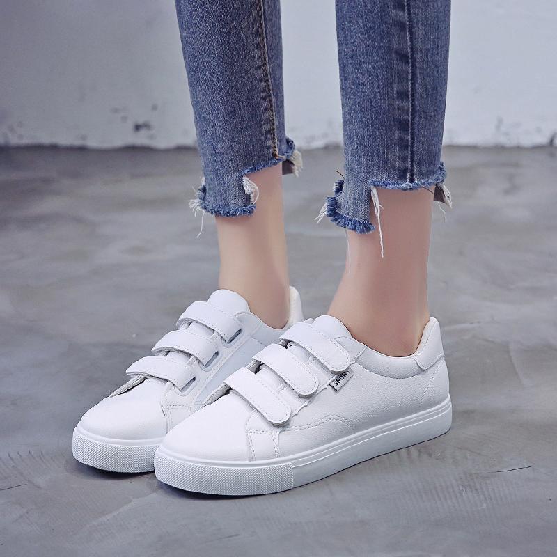 Autumn Woman Shoes Fashion New Woman Leather Shoes Ladies Breathable Cute Heart Flats Casual Shoes White Sneakers New In
