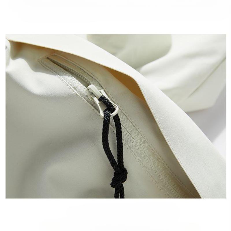 Hundreds of Coat for Men and Women with The Same Windproof Fabrics Comfortable and Stylish Thin Section of The Rushing Jacket YG-1990