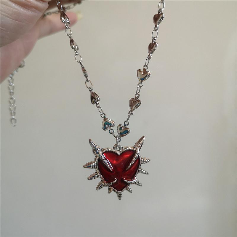 Gothic Rock Black Heart Pendant Love Chain Necklace For Women Men Y2K Personalized Halloween Charm Grunge Jewelry Accessories