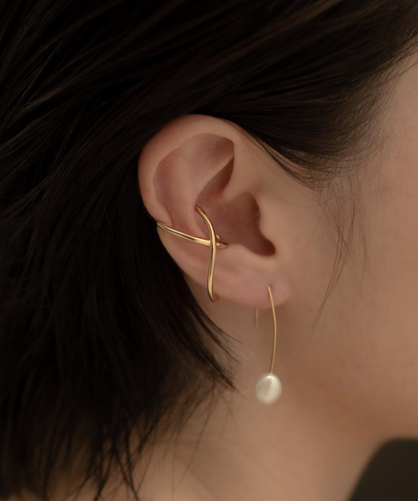 Novice Tokyo Cross Line Ear Cuff / Gold