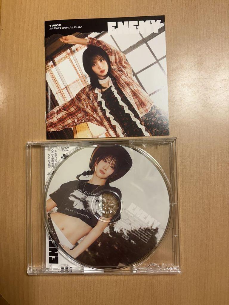 [USED] TWICE Momo ENEMY Trading Card FC Limited Edition Card Momo Edition CD Opened