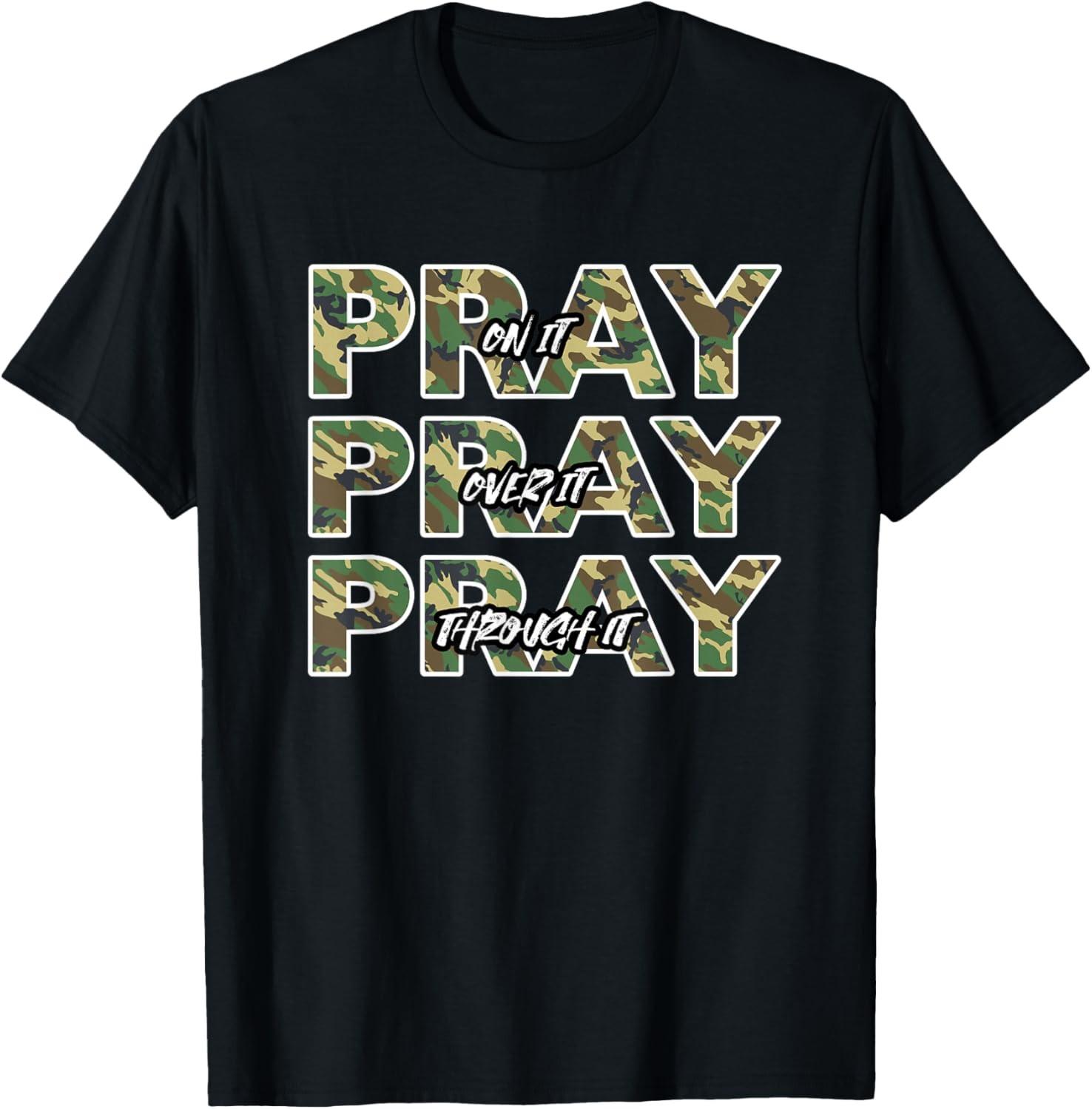 Pray On It Camo Prayer Christian Quote T-Shirt S разноцветный
