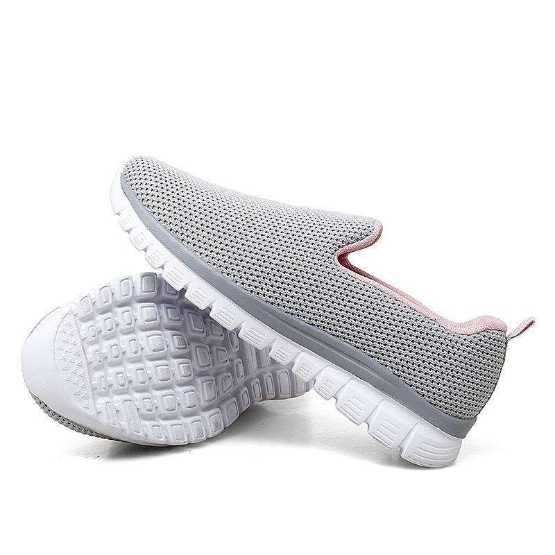 

New fly-woven breathable casual sports women s shoes simple loafers one-pedal mesh breathable lazy shoes women 42 серый