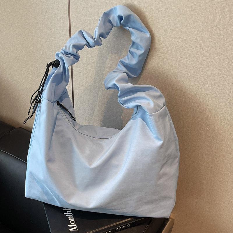 Canvas bag women's large capacity 2025 new spring and summer versatile shoulder messenger bag cloth bag pleated class tote bag