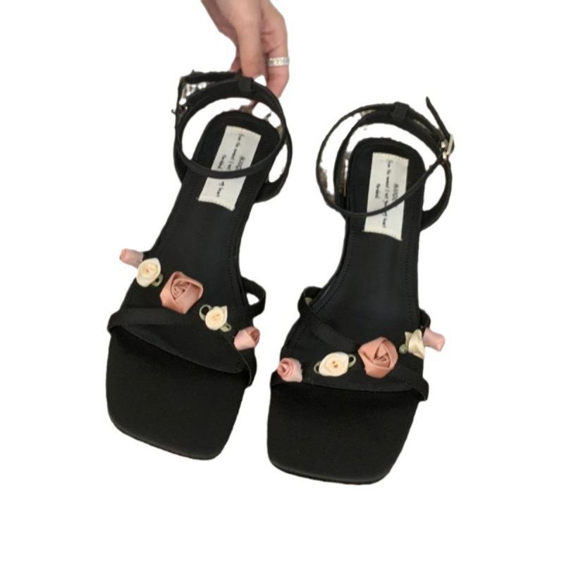 2025 spring and autumn new one-word buckle belt thick heel sandals outer wear design sense low heel rhinestone fashion sandals women