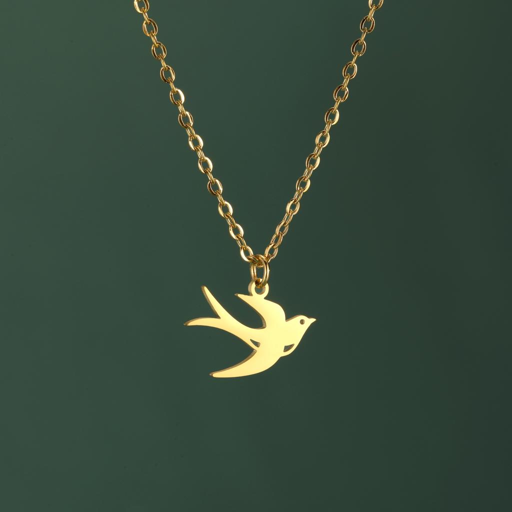 Swallow Pendant Stainless Steel Necklace Men's And Women's Fashionable Animal Inspired Jewelry Gift Super Natural Inspiration