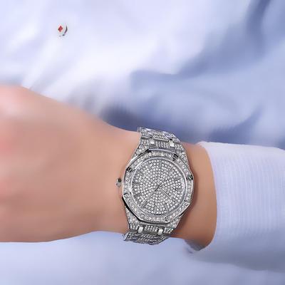 Relógio Masculino Wish Exclusivo com Diamantes Completos e Quartzo - Pulseira de Aço Moderna e à Prova d'Água