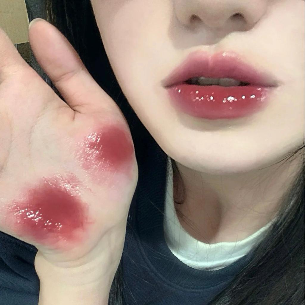 Crystal Clear Diamond Mirror Lip Glaze, Watery Whitening, Not Easy To Stick To the Cup, Affordable Autumn and Winter Red and Brown Lipstick