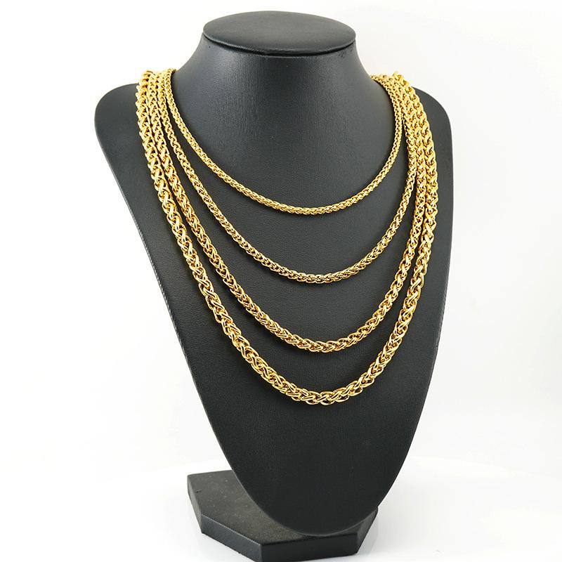 European-American Stainless Steel Dragon Bone Chain Necklace, Hip-Hop 18K Gold Titanium Steel Chain for Men and Women.