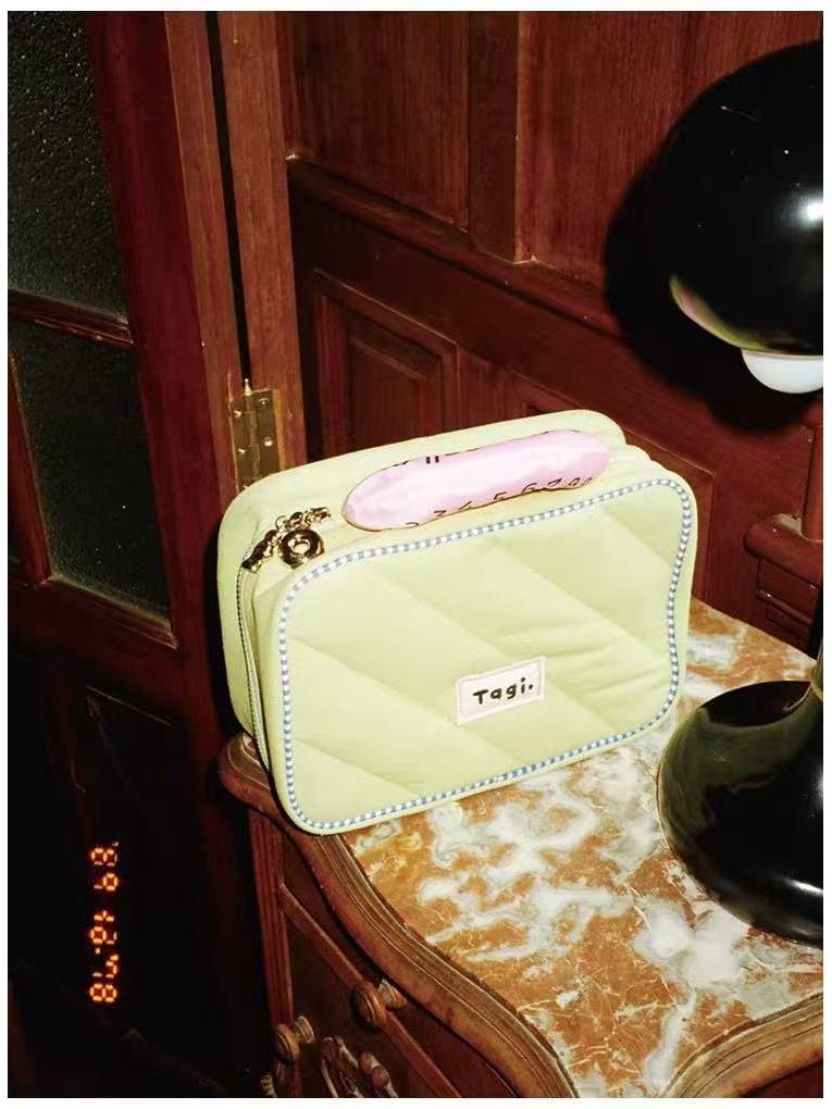 Tags. Ha Dou Double-Zip Large Capacity Makeup Bag - Travel & Handheld