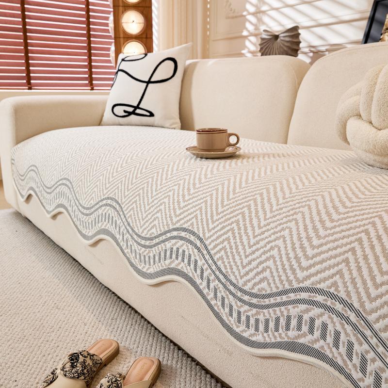 

New Four-Season Universal Sofa Cushion Special-Shaped Fabric Light Luxury High-End Sofa Seat Cushion Non-Slip And Dust-Proof Cover 70*70cm