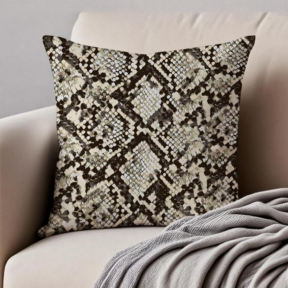 

Trendy Snake Print Fashion Design Art Cushion Cover Pillowcase Antidustmite Invisible Zipper Short Plush Sofa Cushion 30X30cm