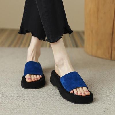 Moda 2024 Novo Verão Sapatos de Exterior Femininos Temperamento Elegante Combinação Livre Cor Sólida Flanela Bico Aberto Chinelos Femininos