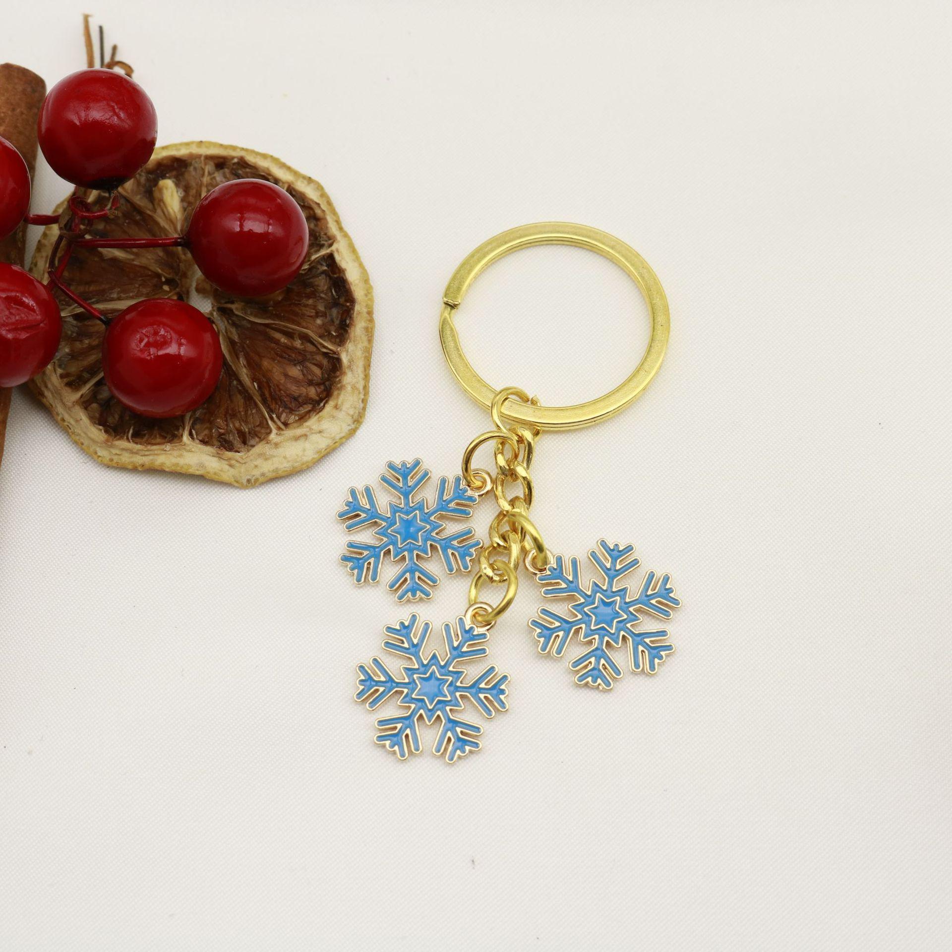 Festive Santa Socks & Snowflake Deer Keychain: Christmas Drip Oil Metal Pendant Gifts