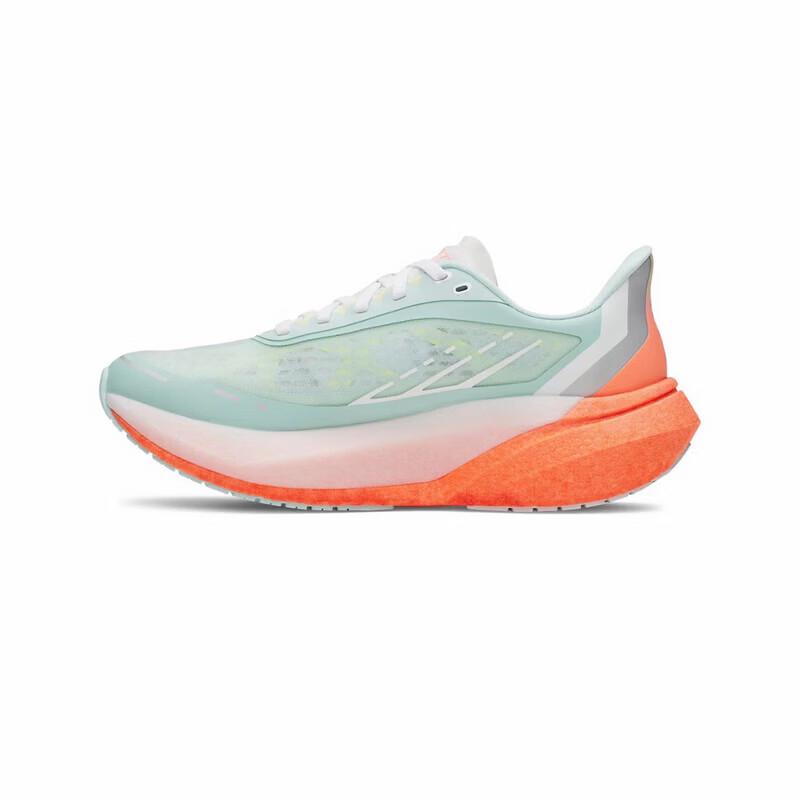 Under Armour Women s Velociti Distance Running Shoes 40