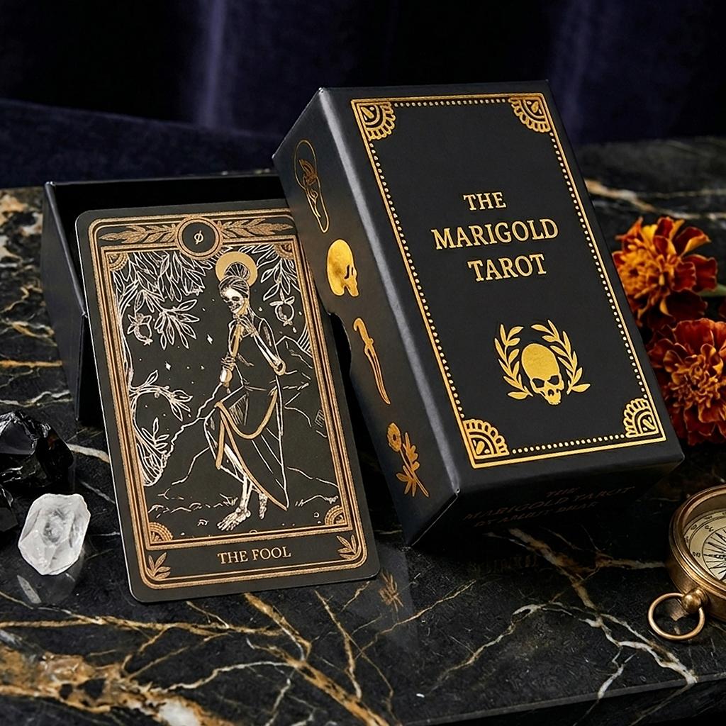 Il Mazzo di Tarocchi della Calendula: 78 Pezzi Carte Radicate nella Vita, Morte e Oro, 12*7cm Confezionate in Scatola Rigida (Cartoncino a doppia goffratura))