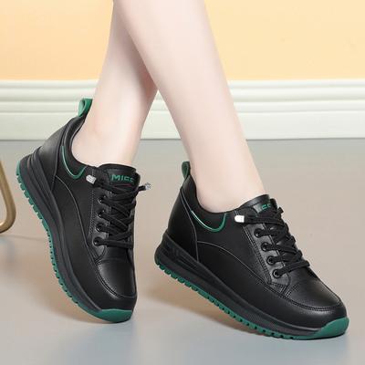 Damenschuhe – Sportschuhe