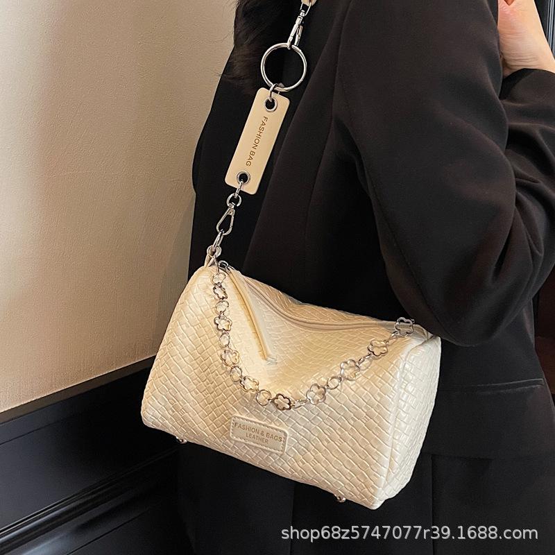 Niche Design Bag Women's 2025 Summer New Popular Versatile Temperament Crossbody Bag Commuter Crossbody Bag