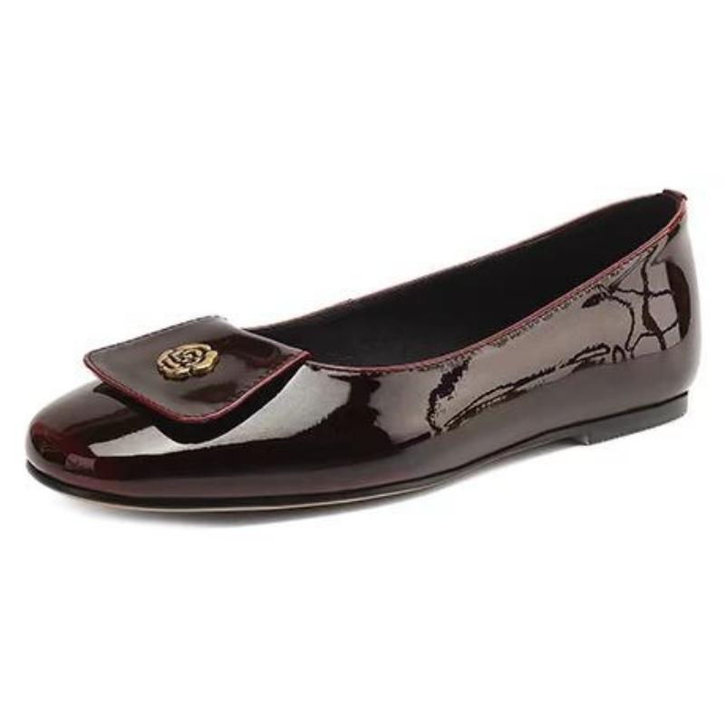 

Модные высококачественные лакированные туфли-лодочки на плоской подошве, женская модная обувь с металлической цветочной отделкой, дизайнерская обувь, удобные неглубокие лоферы 40 бордовый