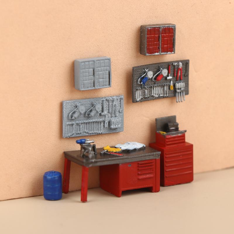 1/64 Scale Tool Bench/Pegboard Model Garage Scene Display Prop Accessories Collection Gifts