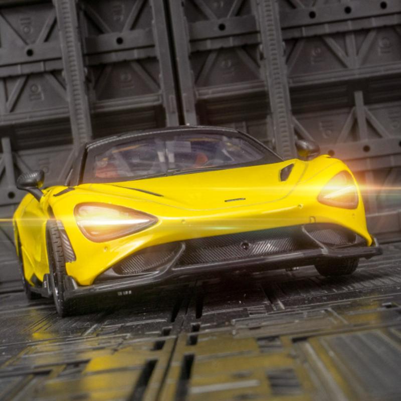 

1:24 McLaren 765LT Alloy Sports Car Model Diecasts & Toy Vehicles Metal Car Model High Simulation Collection Детские игрушки Подарок жёлтый