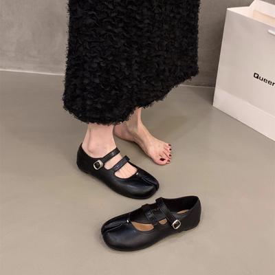 Mary Jane Einzelschuhe mit flachem Boden und geteilter Zehenpartie, Damenschuhe, Frühling und Herbst 2025, Sommer neu, flacher Ausschnitt, Hufeisen-Schweinsfüße-Schuh