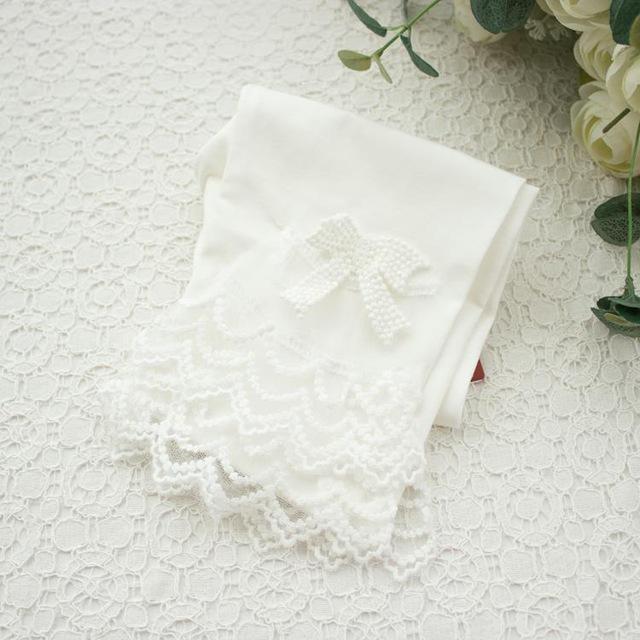 

Легінси довжиною до литок YUBAOBEI для дівчаток, сітчасті зрощені штани з бантом, мереживо солодкого кольору, вузькі легінси 3T білий