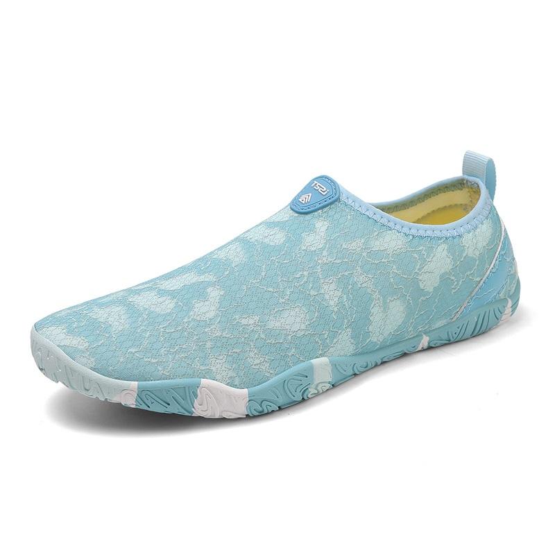 Couple Barefoot Beach Shoes 2025 New Summer Casual Breathable Lightweight Quick Dry River Sea Aqua Sneakers Soft Beach Zapatos